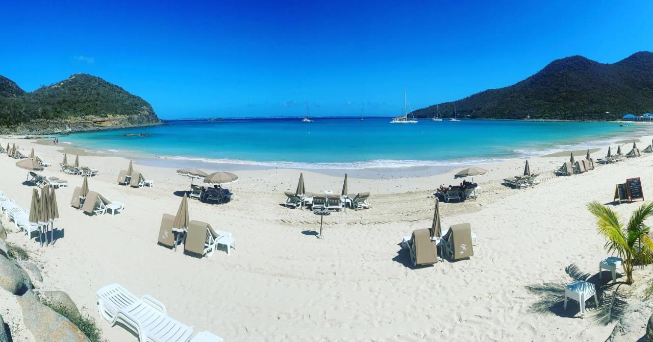 Le Domaine Anse Marcel Beach Resort Exterior foto