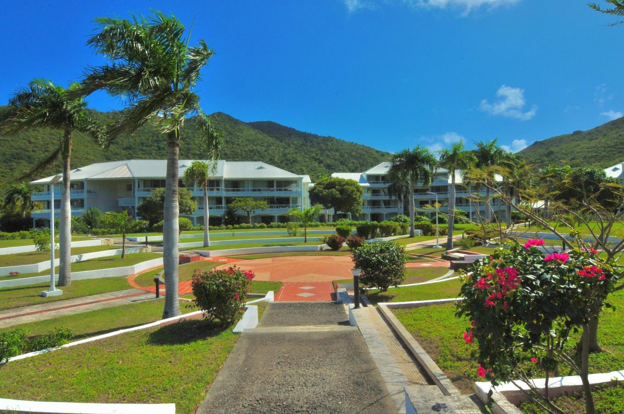 Le Domaine Anse Marcel Beach Resort Exterior foto